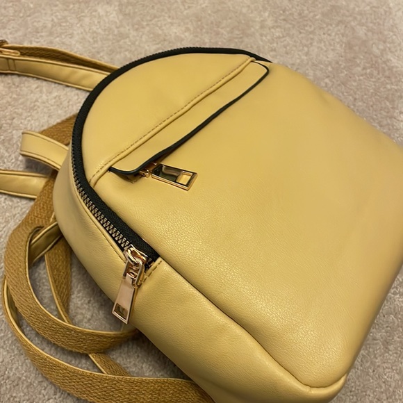 Mini Backpack - Picture 3 of 6